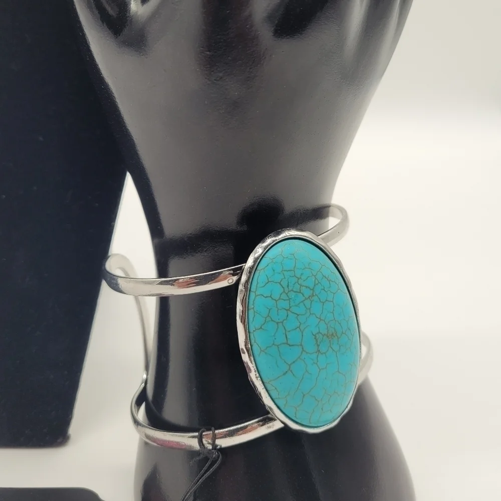 Paparazzi Jewelry Collection (Turquoise) Bracelet and Earrings​​​